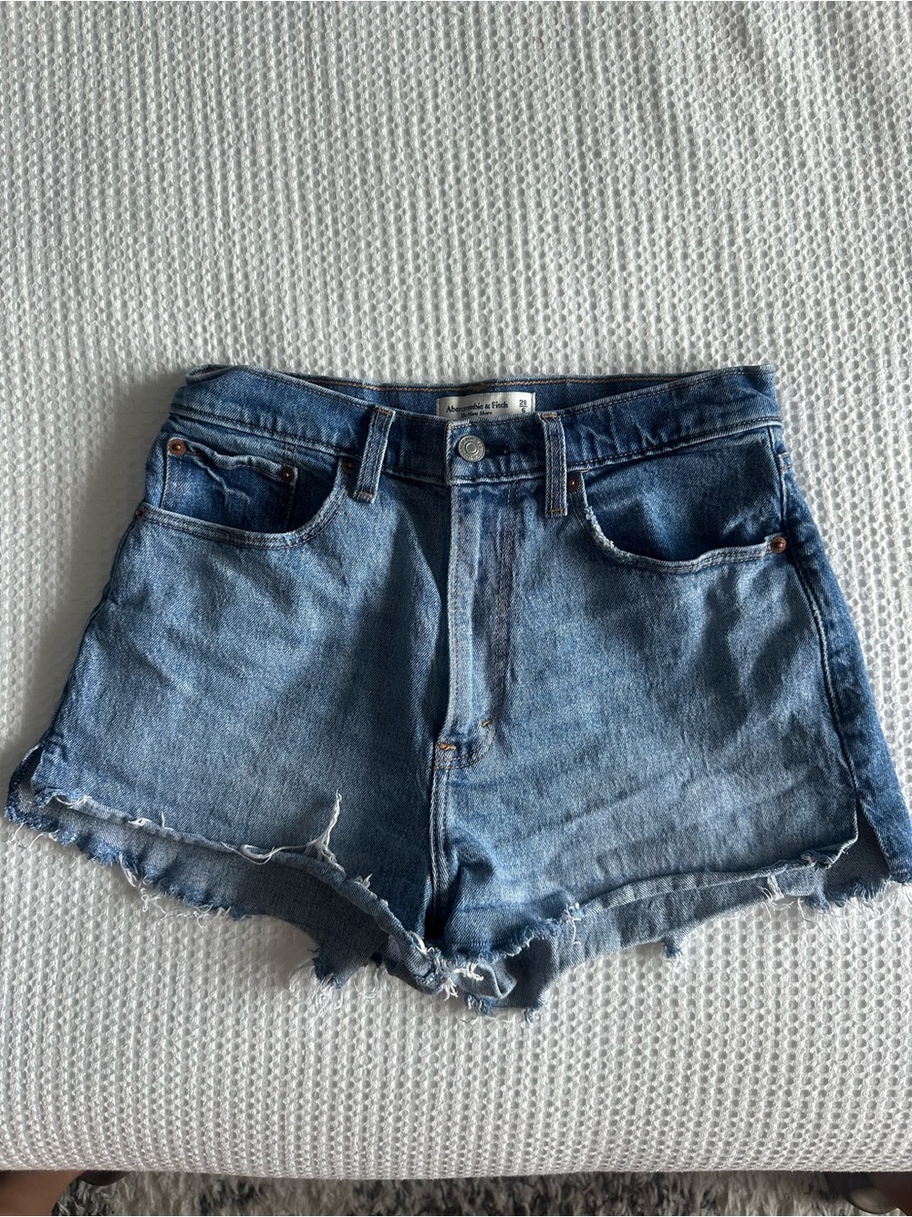 Abercrombie & Fitch Curve Love Mom Short High-Rise Blue Denim Cutoff Shorts